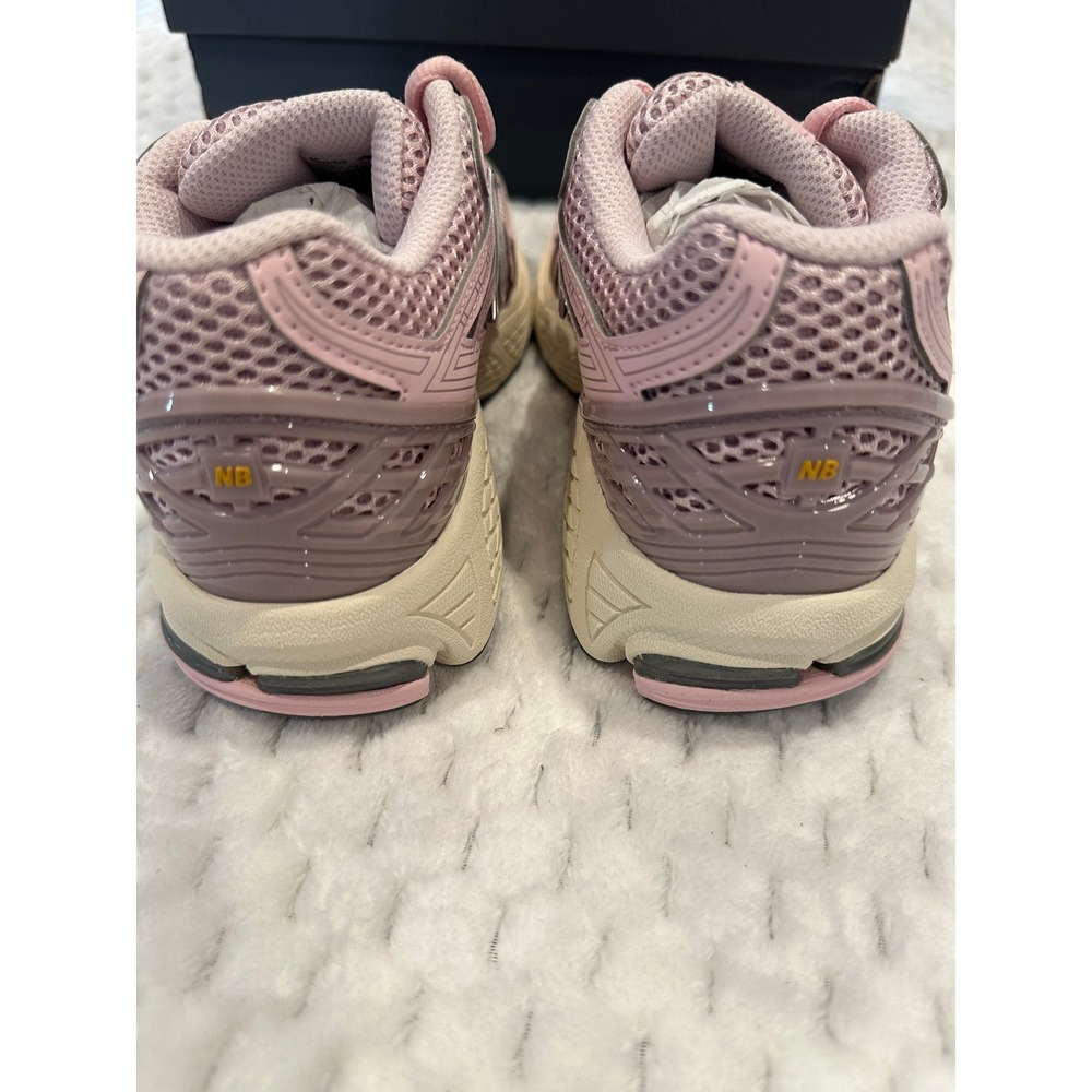 New Balance 1906R Pink Purple Rose Violet Sneakers GC1906CK Kids 4 Womens 5.5 - Picture 4 of 11